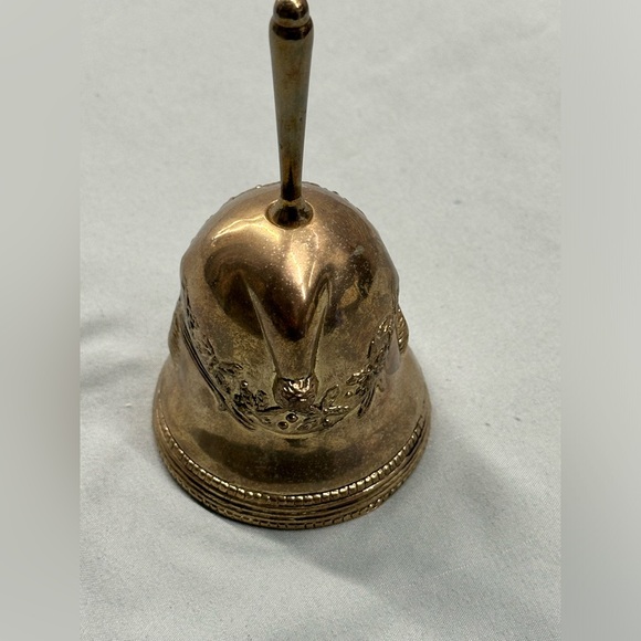 Heavy gold metallic Santa bell - Picture 6 of 9